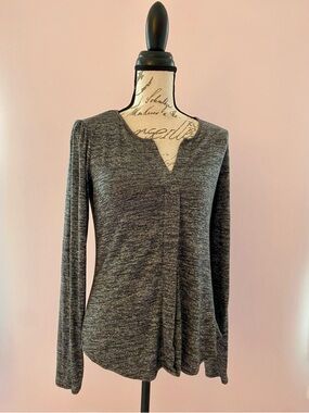 Banana Republic Heather Gray Long Sleeve Notch-Neck Top